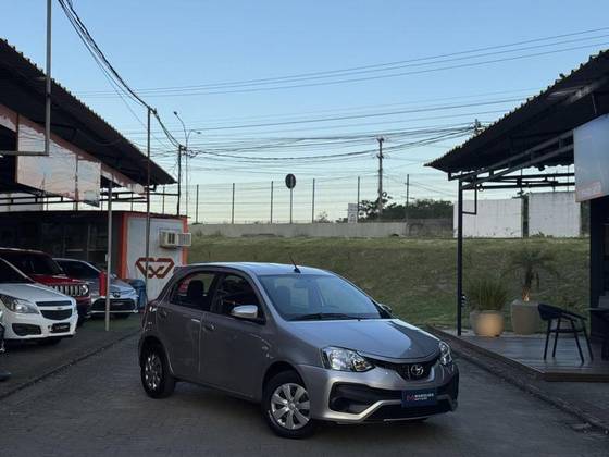 TOYOTA ETIOS 1.5 XS 16V FLEX 4P AUTOMÁTICO